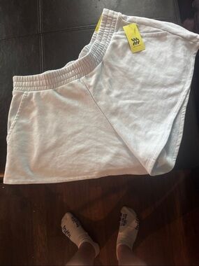 NEW Women’s All in Motion Elastic-Waist Shorts super soft size XL